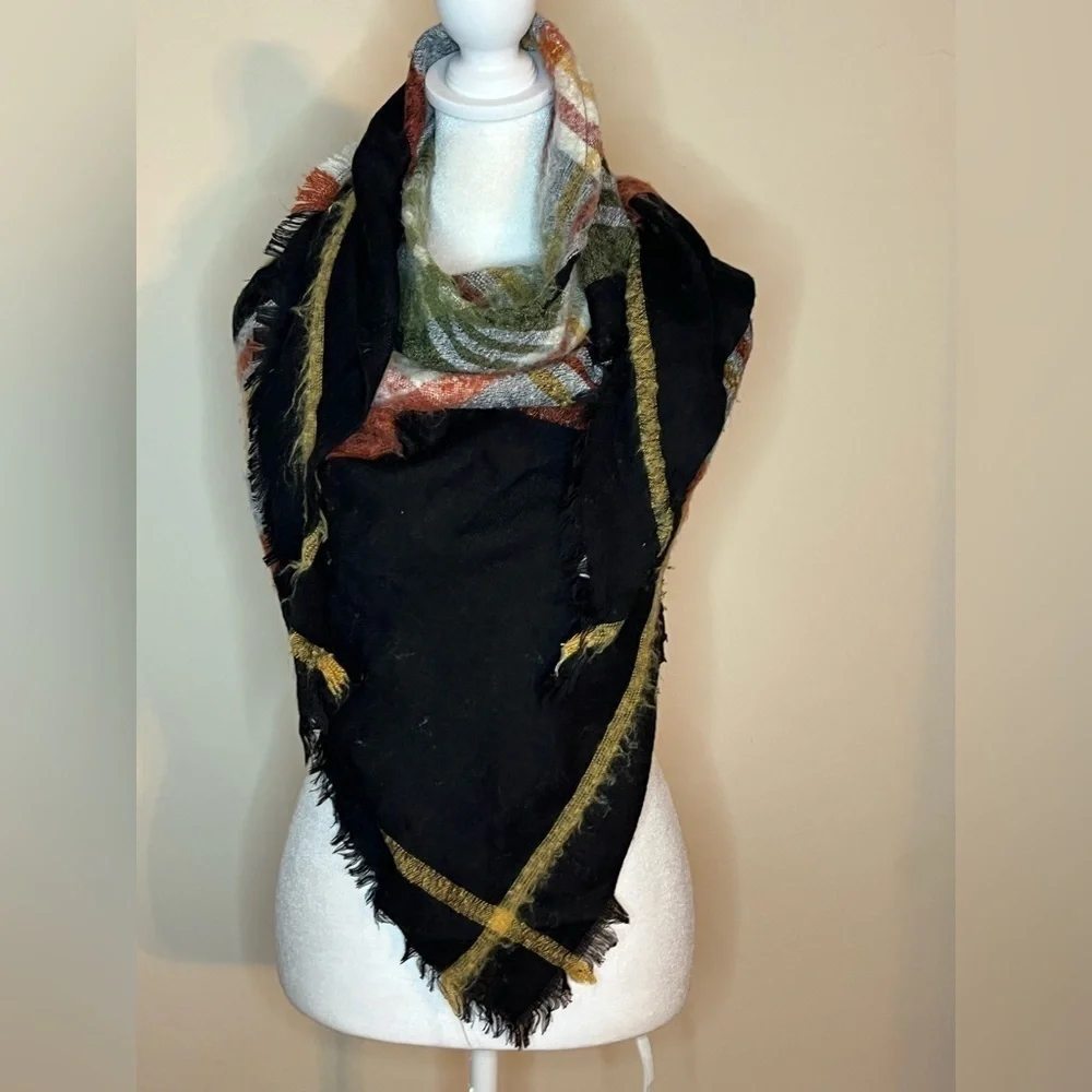 Sonoma Plaid Triangle Blanket Scarf Shawl | Fall Winter Wrap | One Size